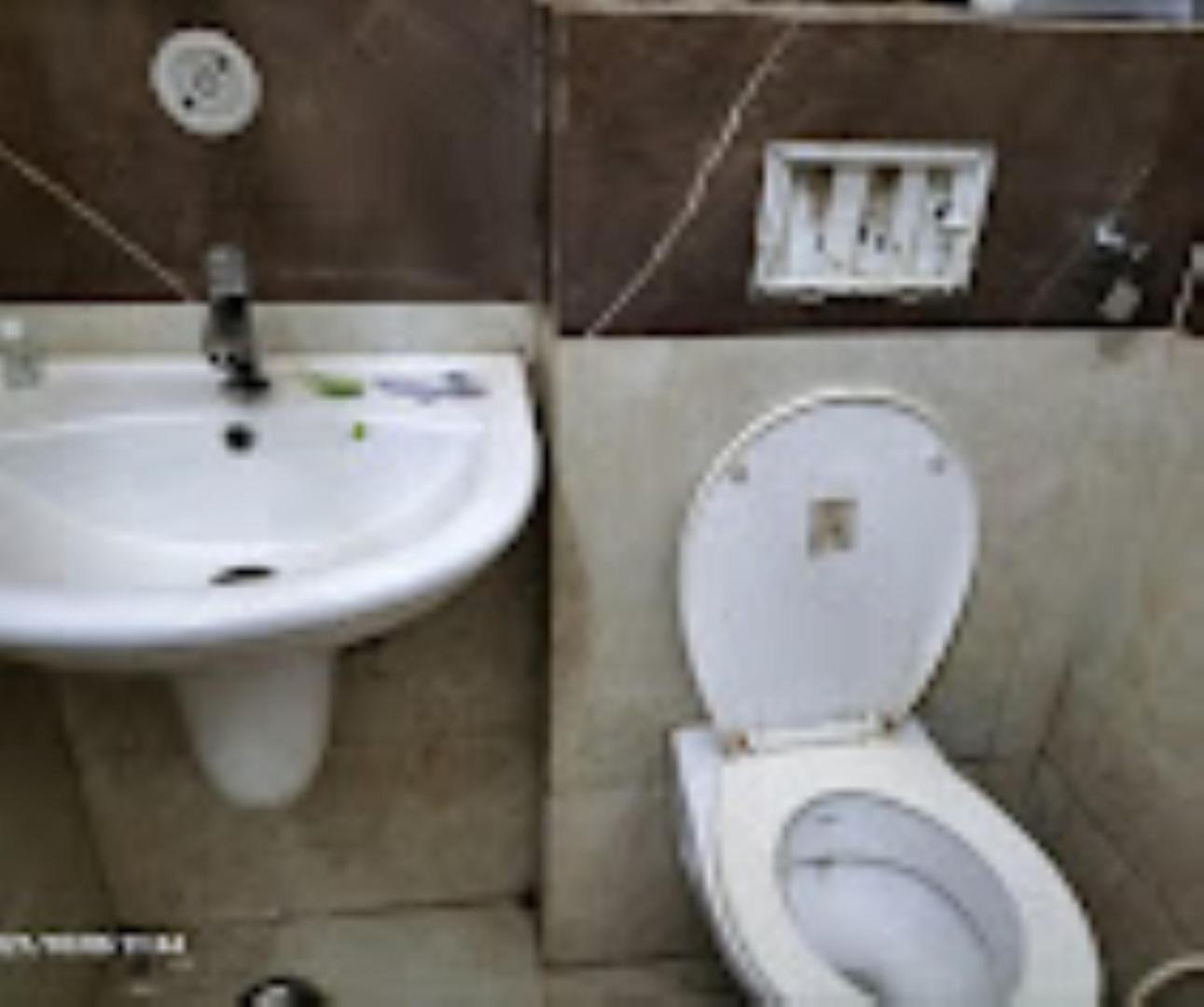 Hotel Mahabir Inn Mathura Esterno foto