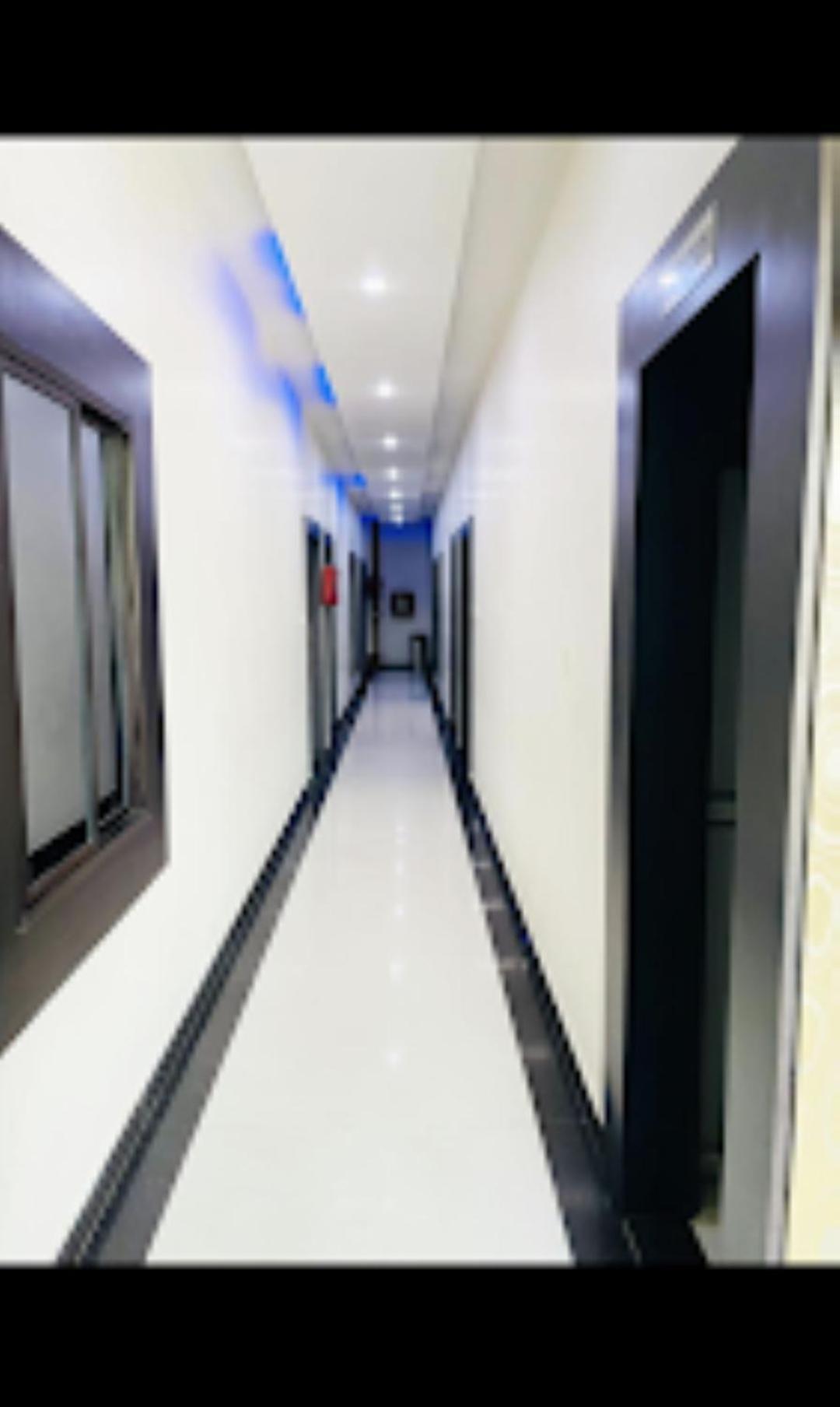 Hotel Mahabir Inn Mathura Esterno foto